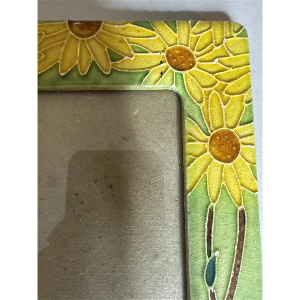 Vintage Yellow Flowers Stand Alone Ceramic Tabletop Picture Frame 4.5x3